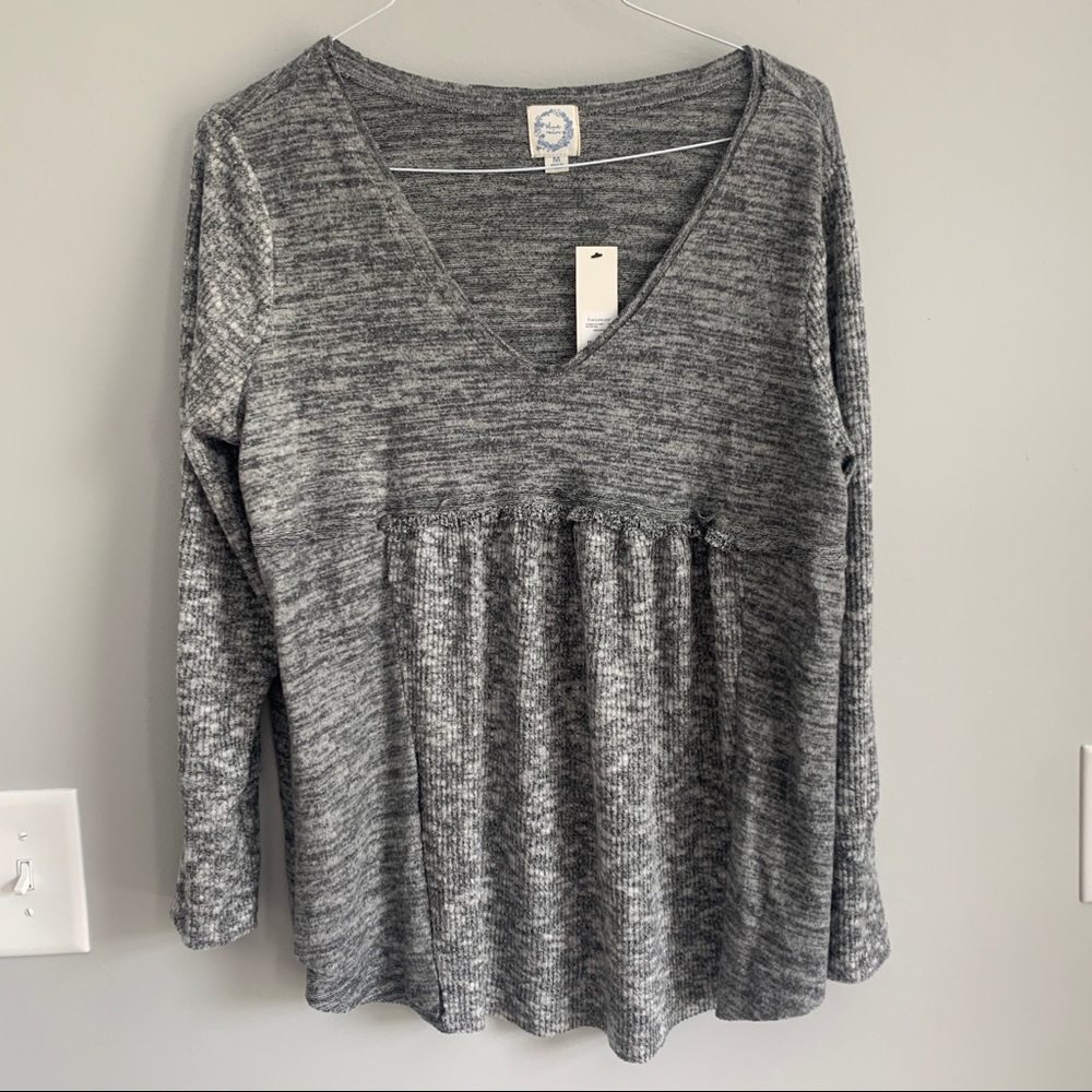 Francesca’s Blue Rain Grey Sweater Medium